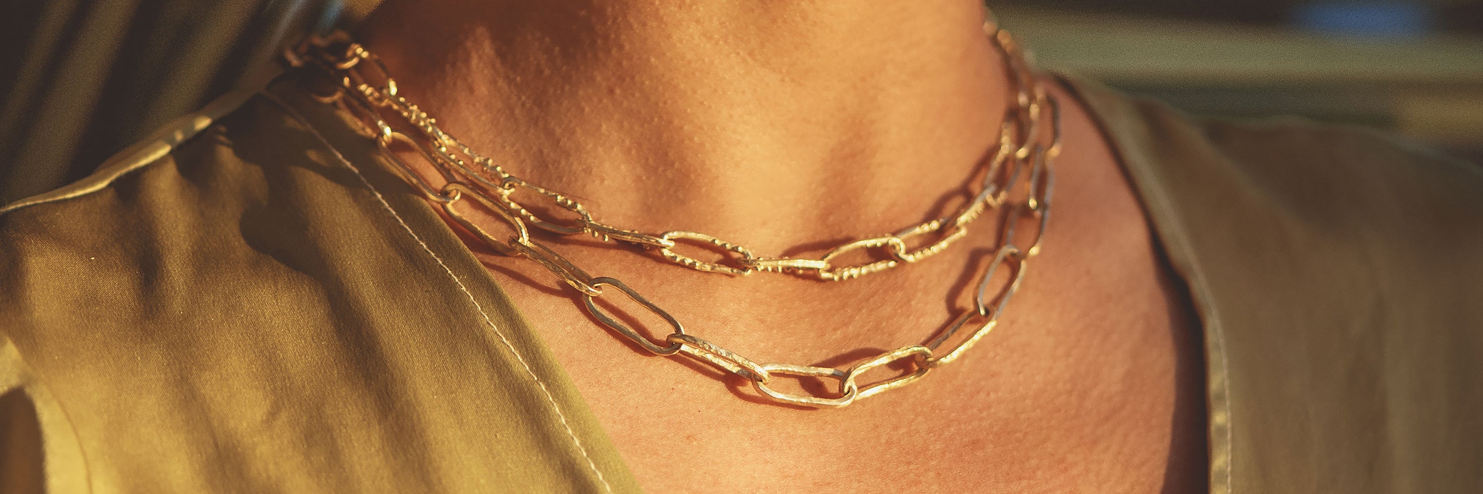 Jes' Chains - Jes MaHarry