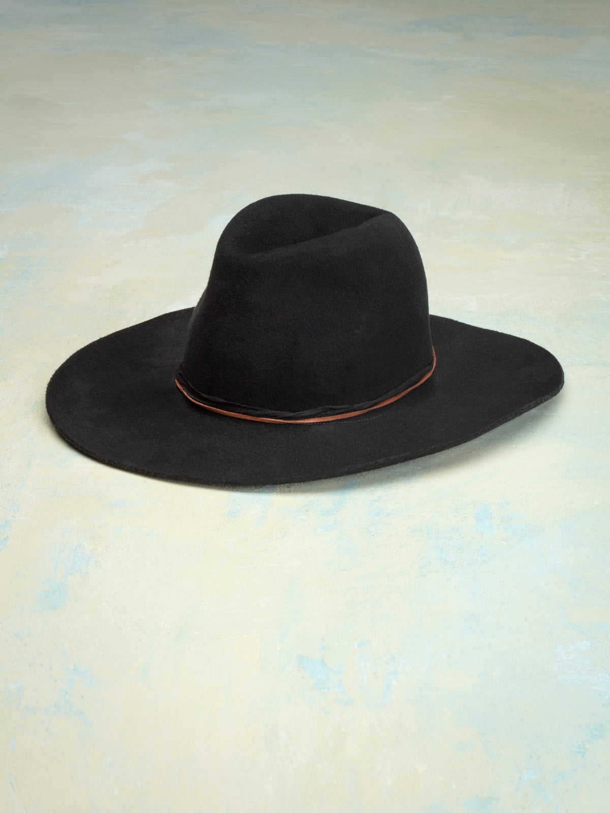 Ojai Cowgirl Hat in Black