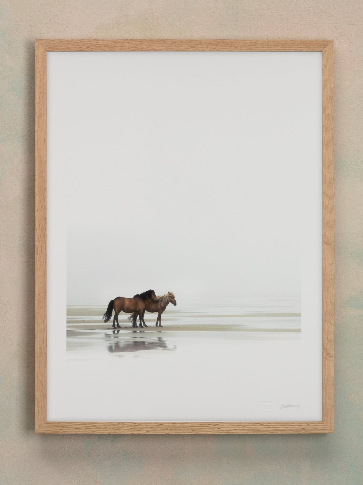 FRIENDS ON THE BEACH - Jennifer MaHarry - Jes MaHarry
