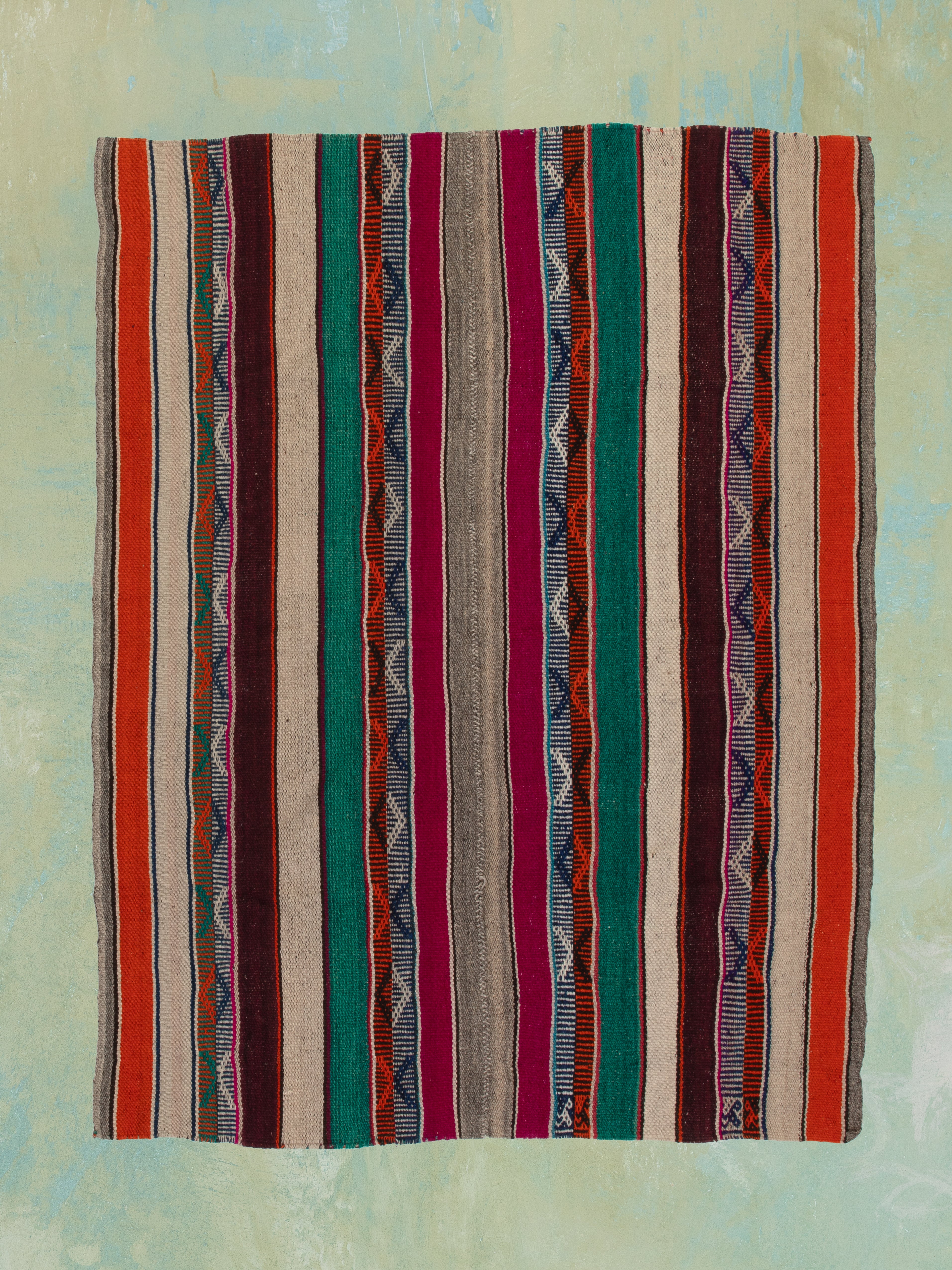 ONE-OF-A-KIND Vintage Frazadas 3