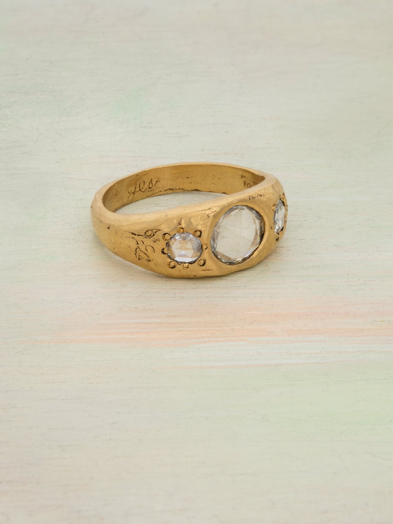 CLEARER VISION RING - Jes MaHarry