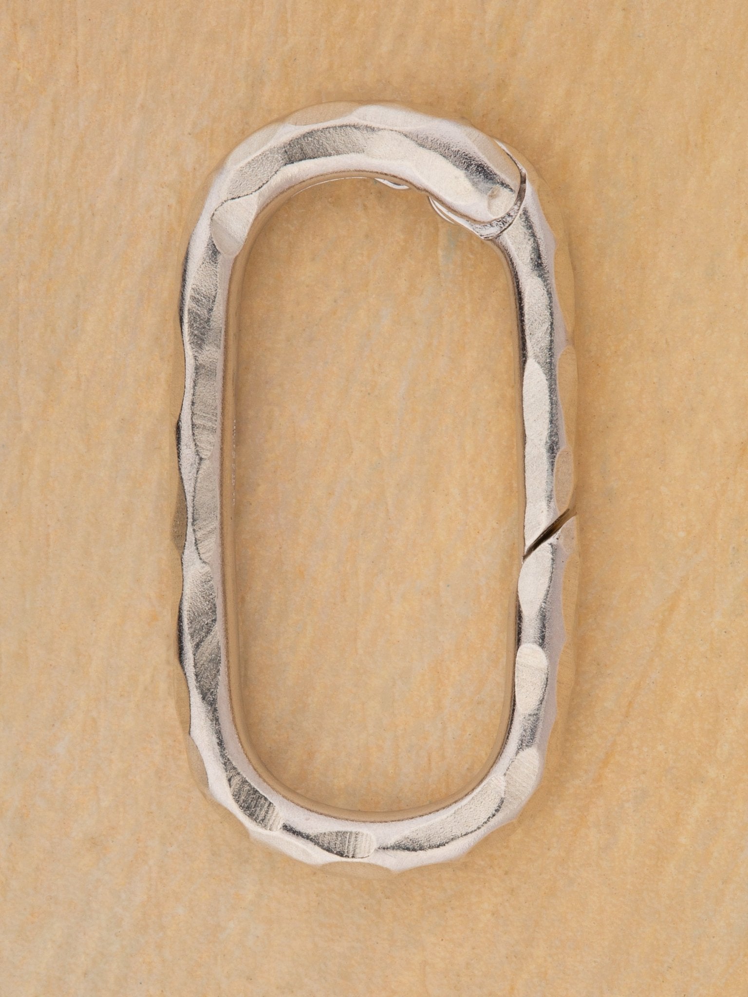 Great Oval Connector - Jes MaHarry