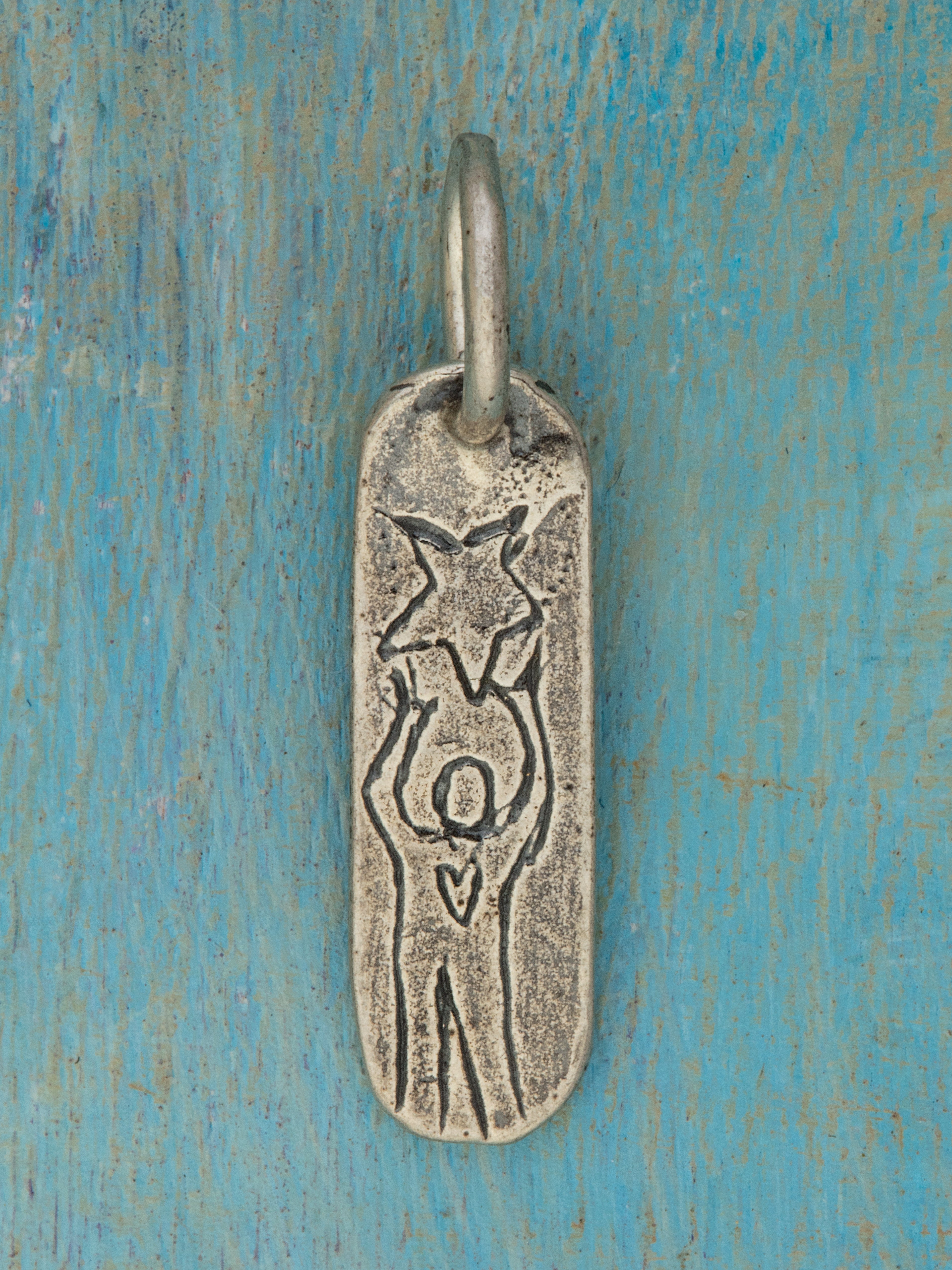 Reach Charm