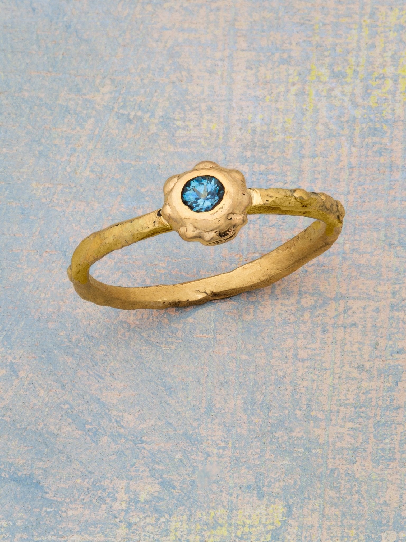 Deep Reflection Ring - Jes MaHarry