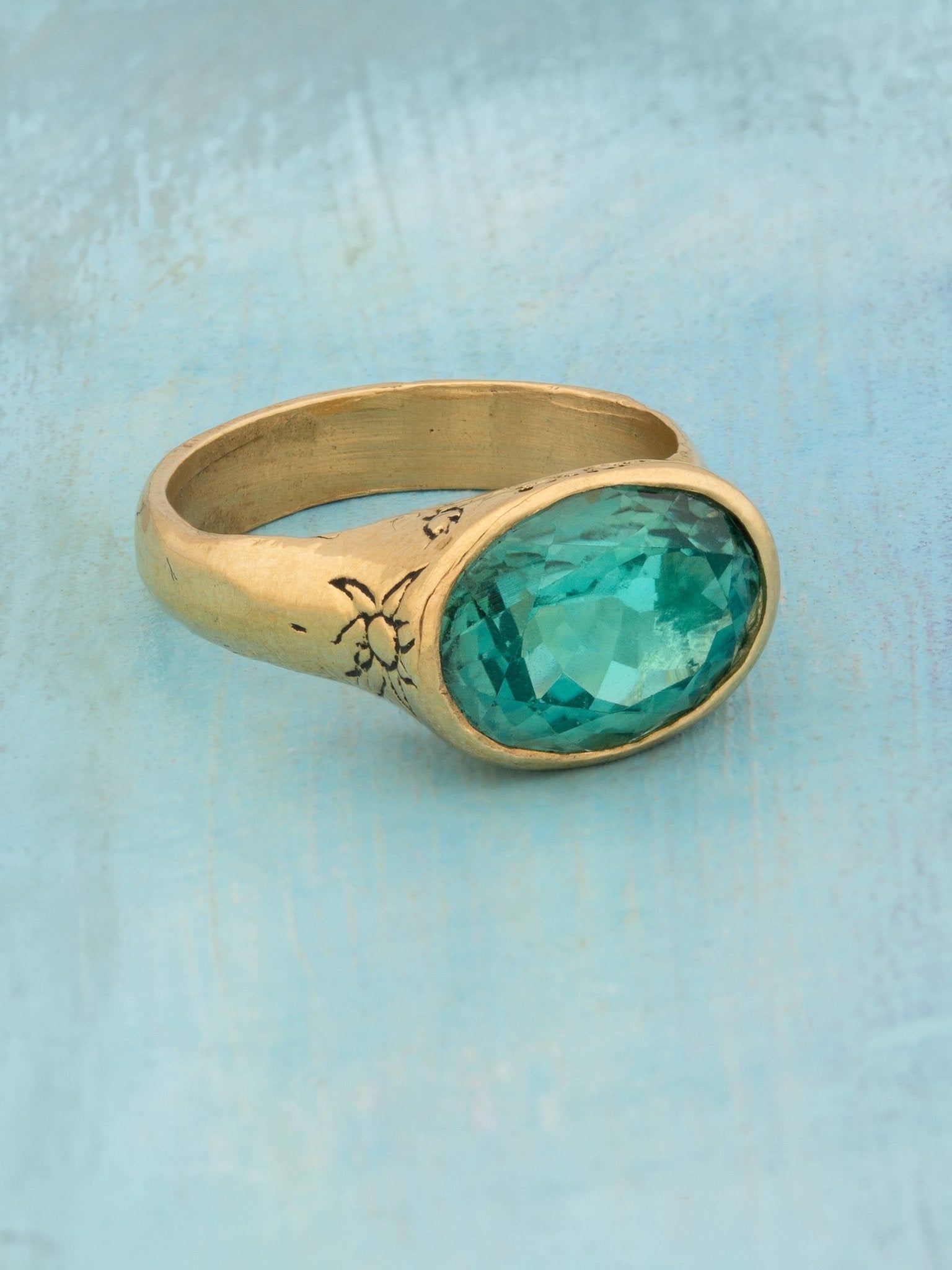 Gold Light Ring - Jes MaHarry