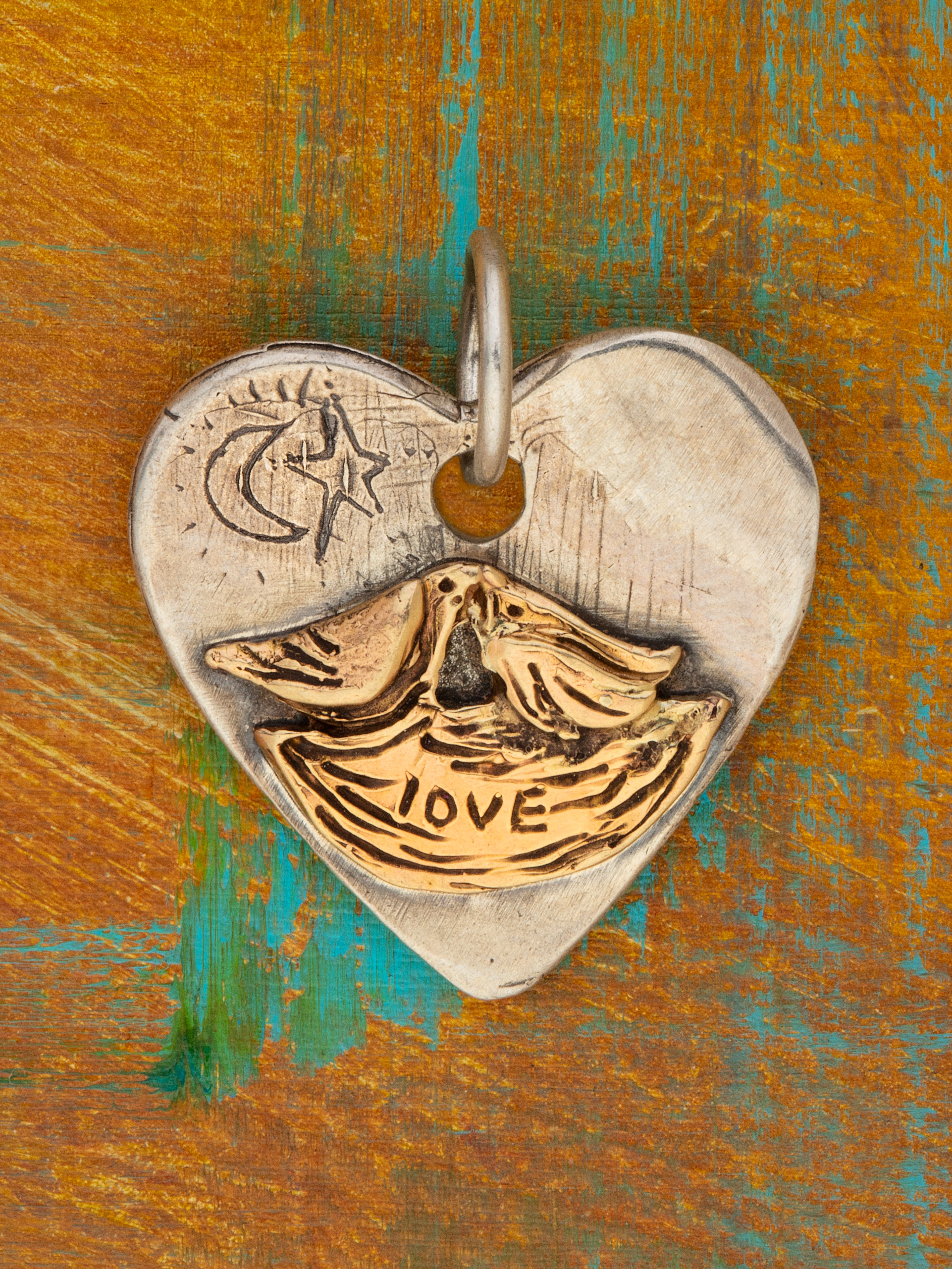 Nesting Love Birds Charm